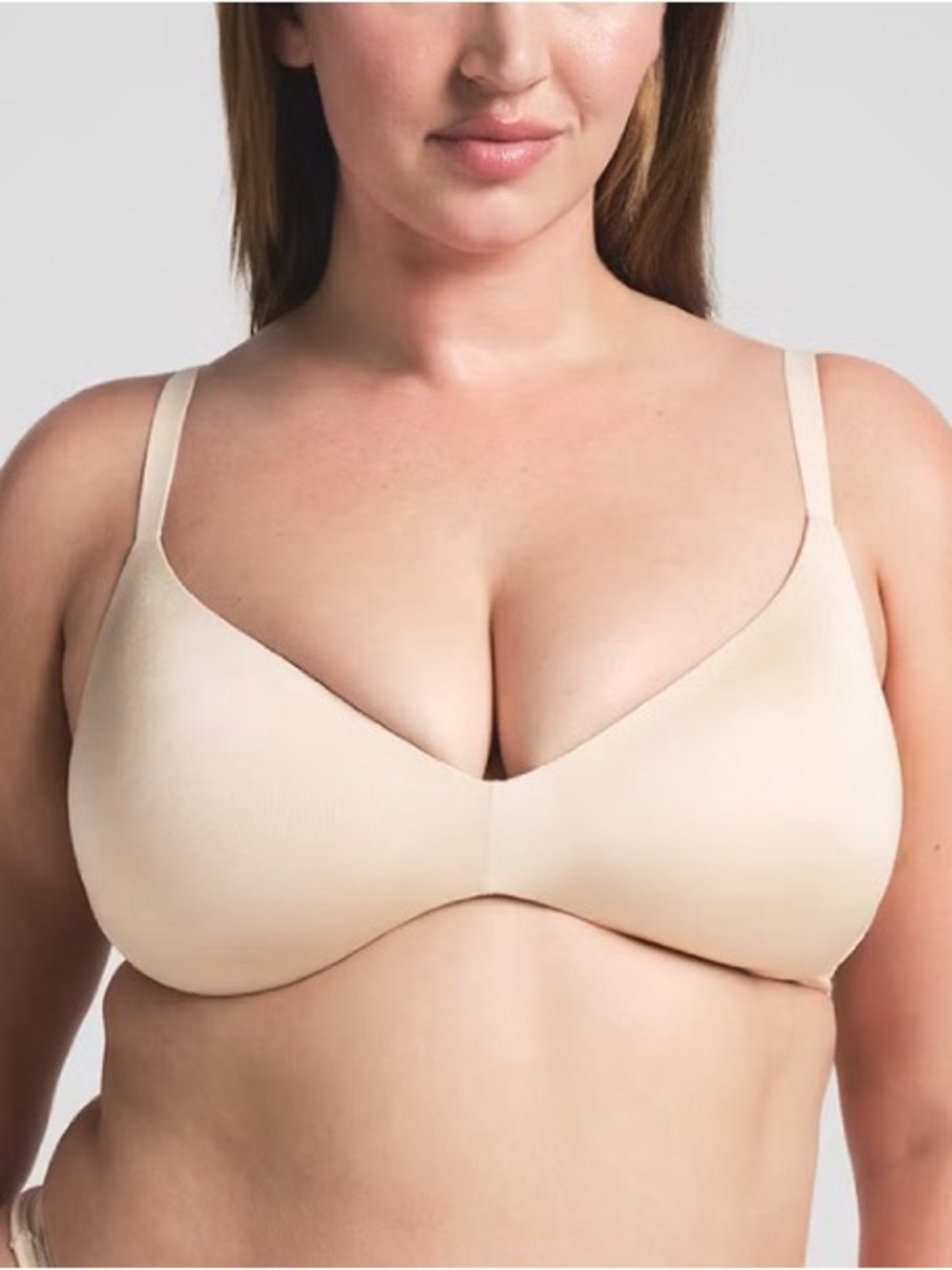 NWT Skims Wireless Form Push-Up Plunge Bra